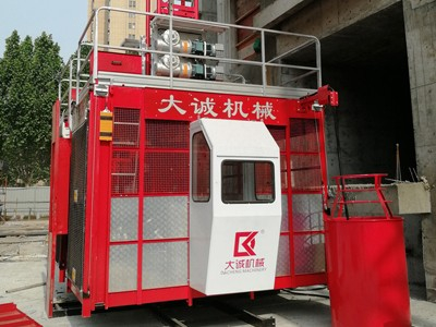 在市場上施工升降機(jī)、施工電梯的價(jià)格浮動(dòng)變化-河南大誠機(jī)械